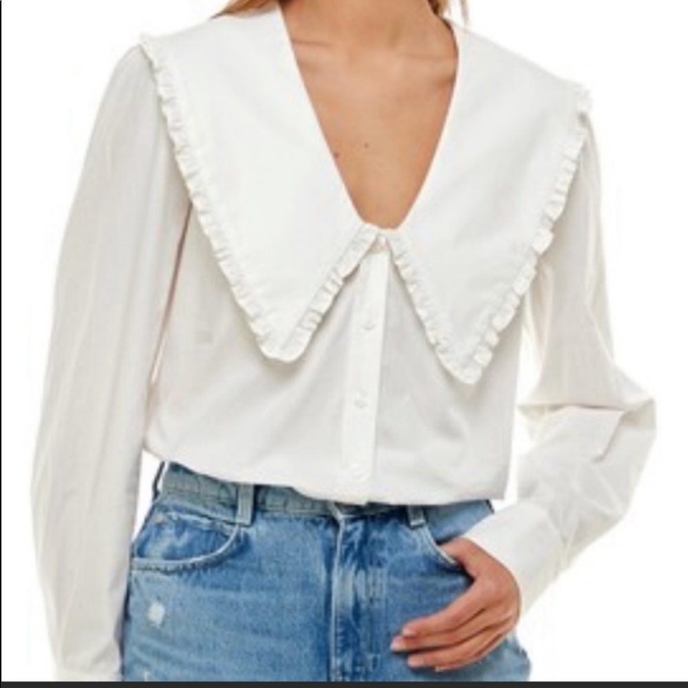 WAYF Esther collar blouse. Peter Pan / pilgrim collar.